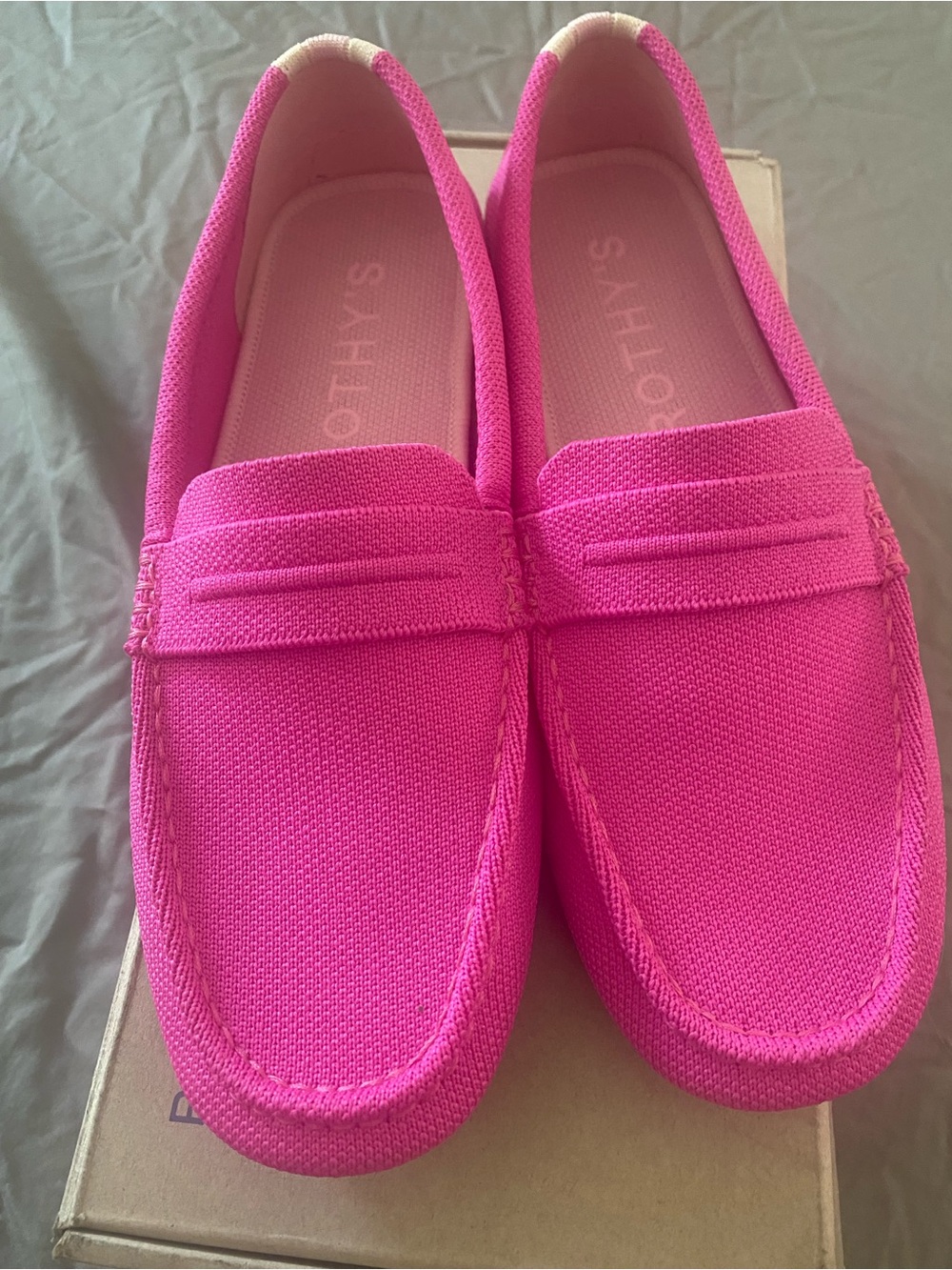 Rothy’s 8.5 Dragon Fruit Women's Pink Slip-On Driving Loafers